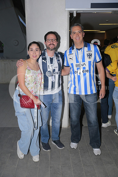 Gaby Rangel, Cesar Lujan y Everardo Gomez 2