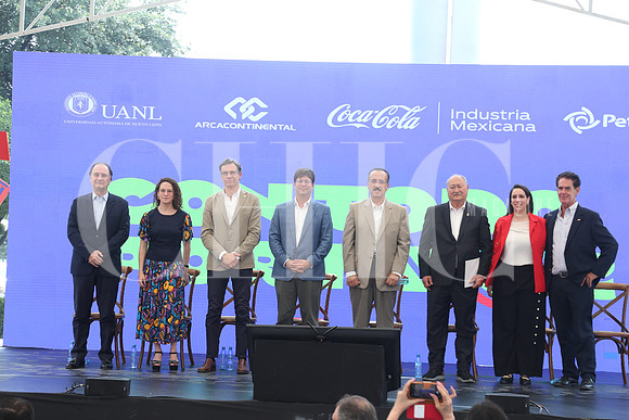 Jorge García Segovia, Mar Prian, Jaime Camara, Santos Guzmán, José Borda, Jaime Yesaki, María Fernanda Salinas y Jorge Morales8