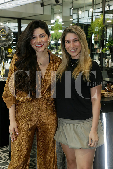 Flor Veliz y Xiomara Marcos