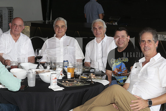 Armando Ramon, Jimmy Colyer, Antonio Ramón, Jimmy Colyer y Jorge Chousal 7