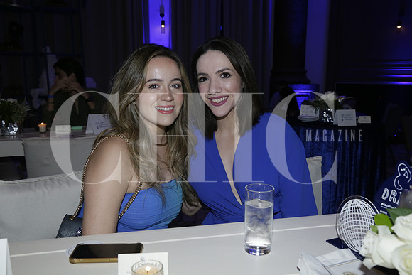 Annie De Hoyos y Diana González (2)