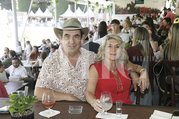 Mario Esparza y Thelma Pérez (2)