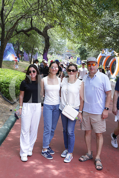 Martha Cuervo, Gabriela Cuervo, Alejandro Flores y Osvaldo Gutiérrez 1
