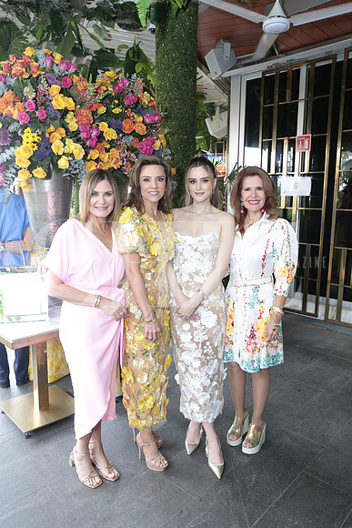 Alejandra Gastelum, Lorena Hernandez, Pau Gamez y Mayeya Gamez 3