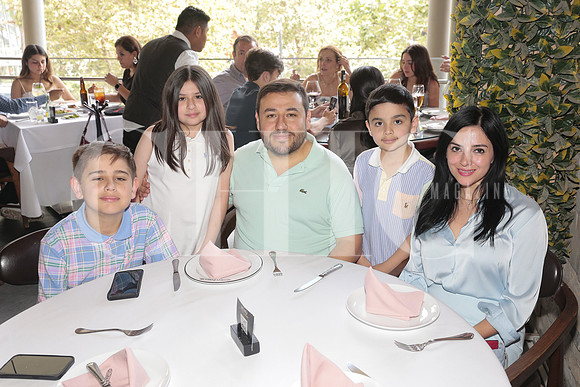 Alejandro Tijerina, Alejandro Tijerina, Isabella Tijerina, Santiago Tijerina y Paty Tijerina 1