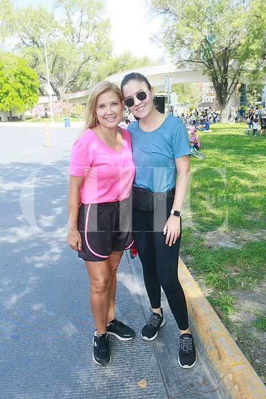 Claudia Noyola y Valeria Noyola (2)