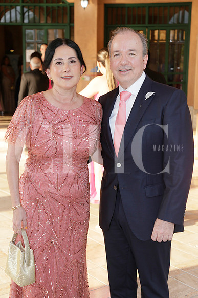 Mónica González de Garza y Antonio Garza
