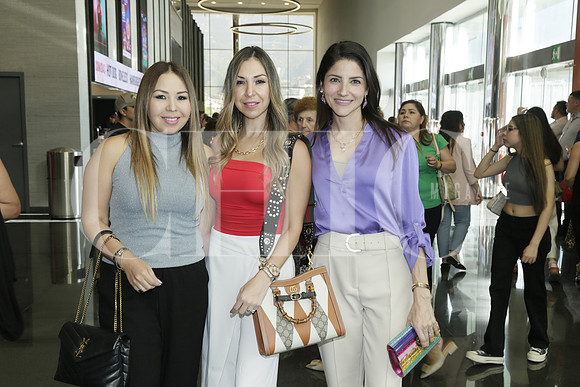Rocio López, Karina de Moreno y Janet Cantú de Moreno (3)