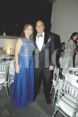 Lisa González de Andonie y Elías Andonie