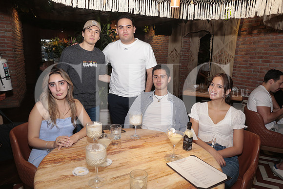 Diego Valenzuela, Diana Gonzalez, Milton Vera, Alejandro Morales y Andrea Gomez 3