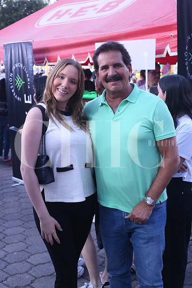 Isabela Barona y Carlos Barona 0