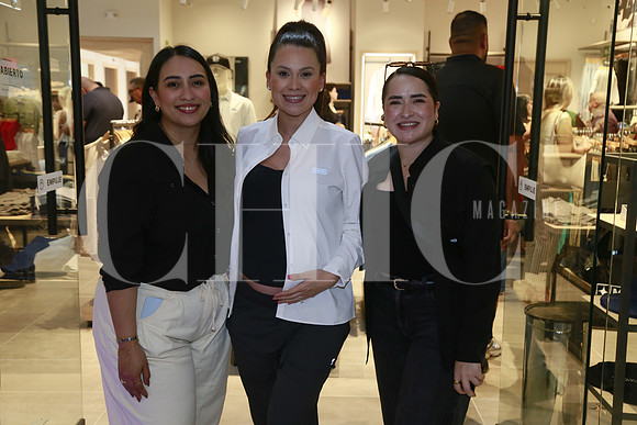 Ana Moreno, Melissa Flores y Cecy Toscano