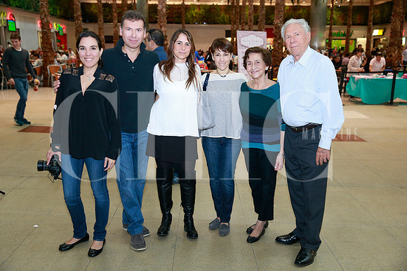 Ana Elena Peña, Jesús Villarreal, Cristina Canales, Gachy Maldonado, Luz María Terán y Javier Villarreal