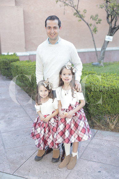 Eduardo Villarreal, Genoveva Villarreal y Ana Villarreal 2