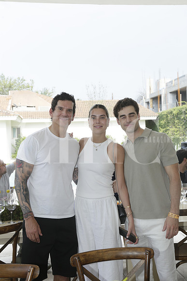 Goyo Martínez,  Hanna Martínez y Evaristo Cano (4)