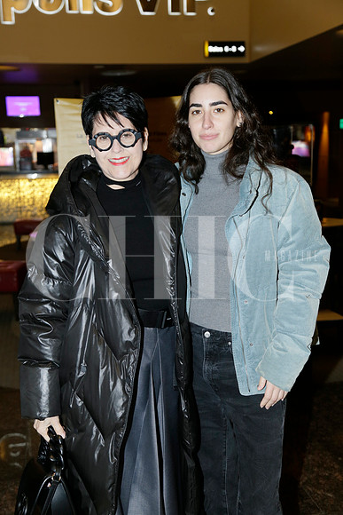 Tere Guzmán de Martínez y Sofia Martínez