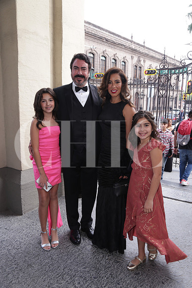 Laura Treviño, Gonzalo Treviño, Laura Treviño y Eva Treviño0