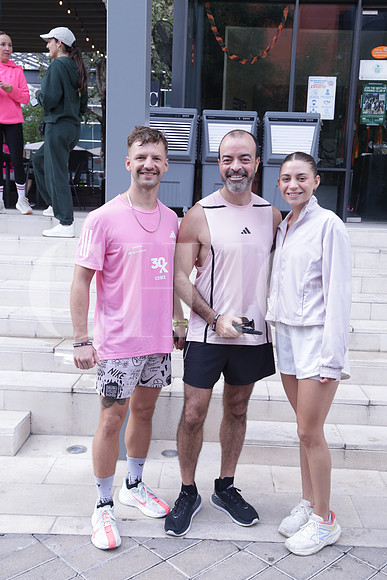 Daniel Zhero, Carlos Sesma y Monse Martínez 1