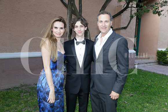 Martha Sosaya de Martínez, Adrián Martínez y Adrián Martínez