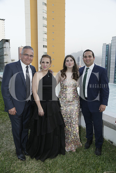 Juan José de Isla, Claudia Ramírez, Daniela Gil y Diego de Isla