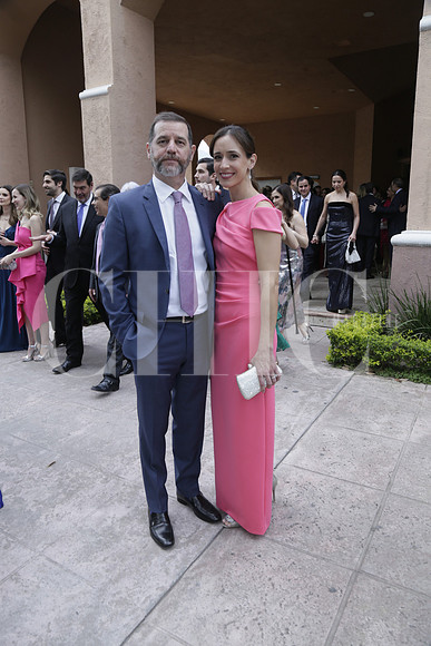 Federico Santos y Stephanie Schiemann de Santos (2)