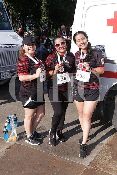 Alma Alba, Samantha Villanueva y Amellaly Cervantes 0