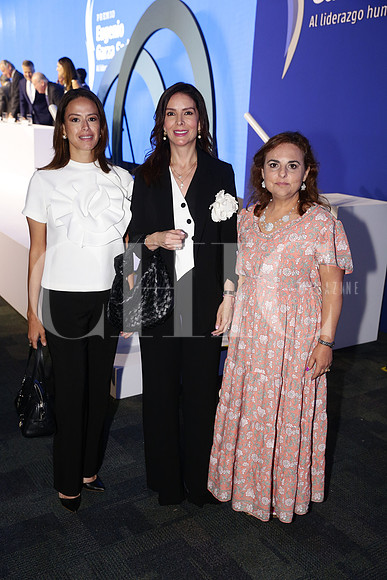 Nirila Lopez, Monica Martinez y Claudia Gonzalez 2