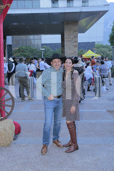 Andres Paz y Mariana Carrera Paz 2