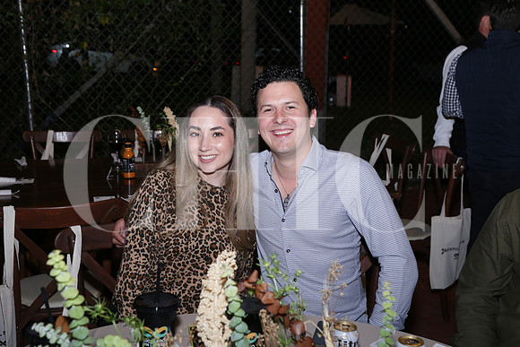 Andrea Leal y Javier Marroquin