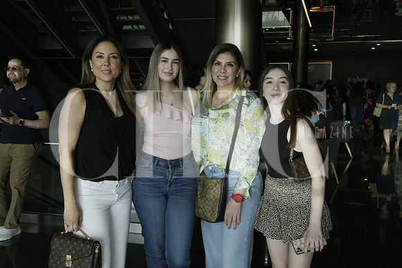 Mara Peña, Natalia Hinojosa, Beatriz Peña y Marcela Garza