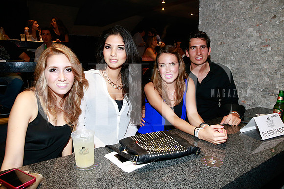 Fily Fueyo, Natalia Martínez, Caro Garza y Eduardo Cuadra