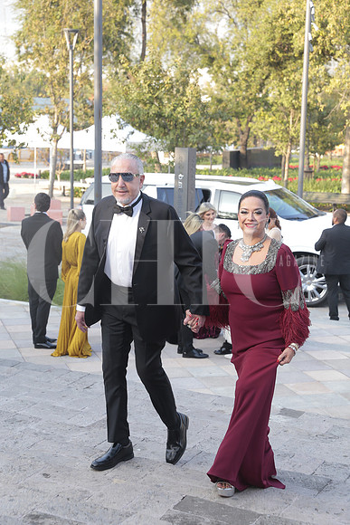 Guillermo Perez Salinas y Mireya Montemayor 2