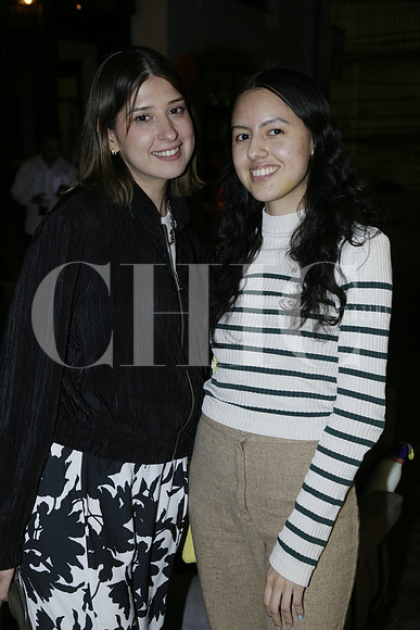 Natalia Garza y Juliana Florian (2)