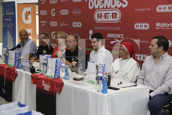 Fernando Galindo, Arturo González, Elke González, Luis Enrique Montenegro, Daniel Garza, Ana Jaramillo y Diego Ochoa (6)