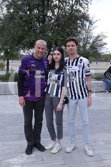 Abelardo Elizondo, Ivana Elizondo y Abelardo Elizondo 1