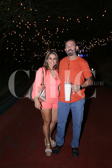 Cecila Tovar y César González 0