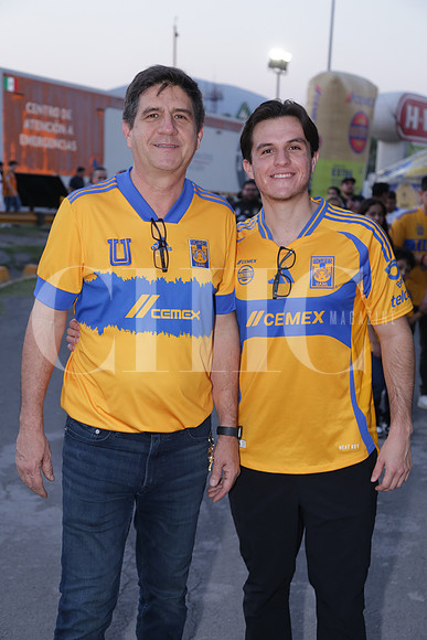 Arturo Theriot y Arturo Theriot 0