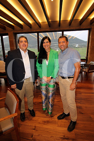 Alberto Santillan, Verónica Valle y José Vargas