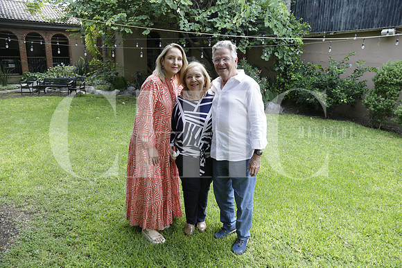Adriana Zavala, Adriana Villarreal de Zavala y Jaime Zavala (4)