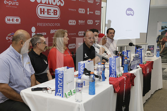 Fernando Galindo, Arturo González, Elke González, Luis Enrique Montenegro, Daniel Garza, Ana Jaramillo y Diego Ochoa