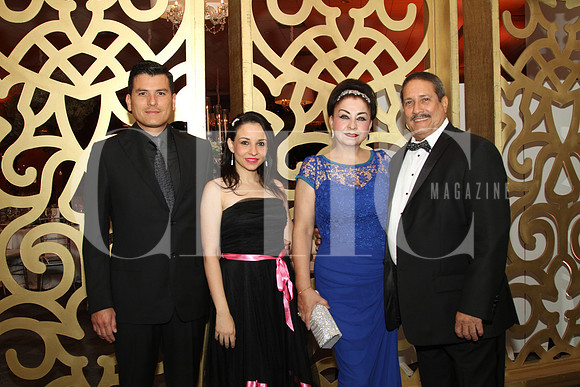 Homero Martínez, Raquel Ruíz, Irma Ruíz y Ricardo Ruíz