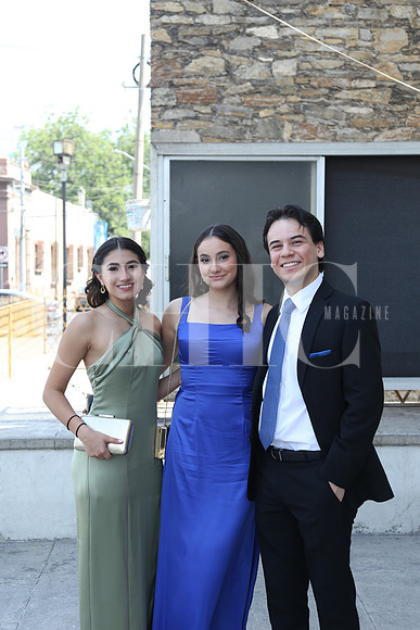 Isabela Welsh, Fernanda Welsh y Emilio Hernández 0