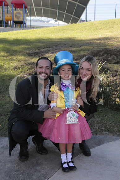 Javier Medina, Maria Fernanda Medina y Margarita Garza 4