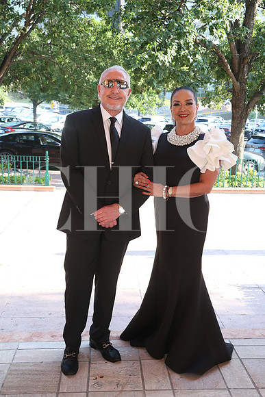 Guillermo Pérez Salinas y Mireya Montemayor de Pérez Salinas 1