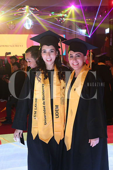 María Isabel Valenzuela y Sofia Villarreal 1