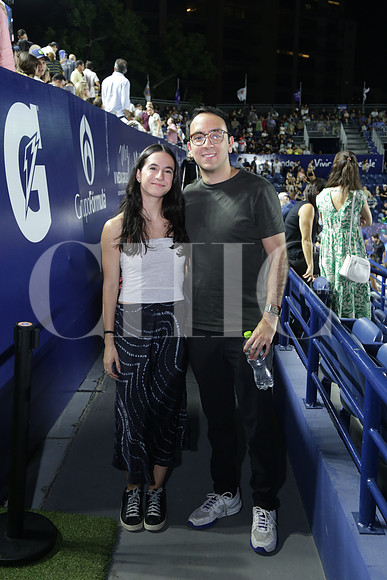 Daniela Meuchi y Juan Luis Guerrero 0