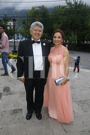 Luis Esquer y Yolanda Leal de Esquer