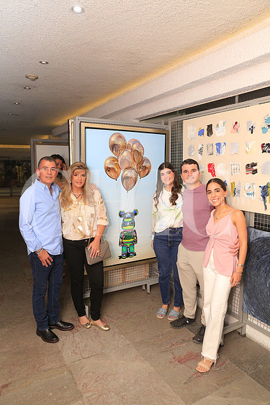 Alejandro Serna, Rosy Garza, Marifer Serna, Andres Serna y Alice Martinez 3