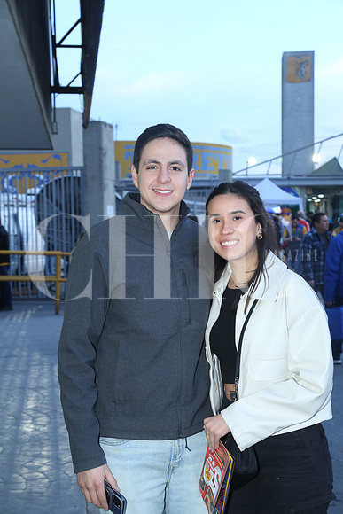 Edgar Romero y Mariana Ocañas 0