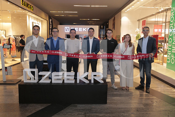 Fabio Sistos, Juan Carlos Sanchez, Juan Carlos Zavala, Alfredo Villanueva, Rene Becerra, Patricia Treviño y Miguel Monsivais 5